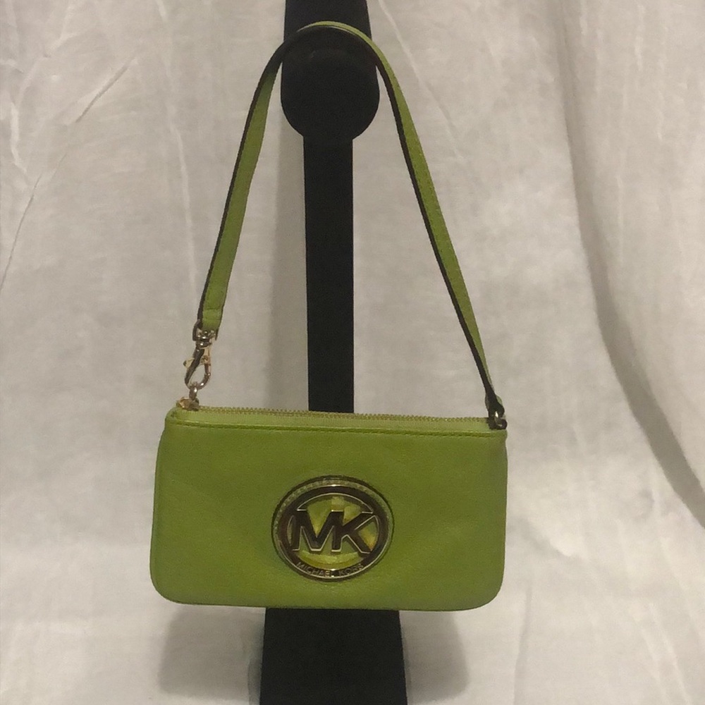 Michael Kors Fulton Convertible Wristlet EUC